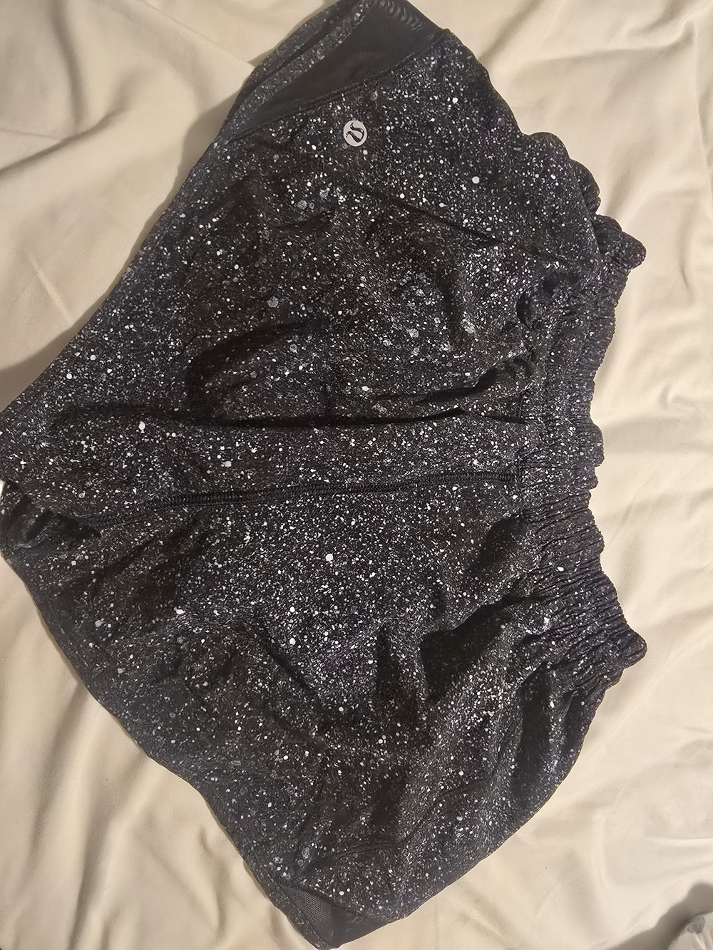 Lululemon Hotty Hot Shorts Size 8